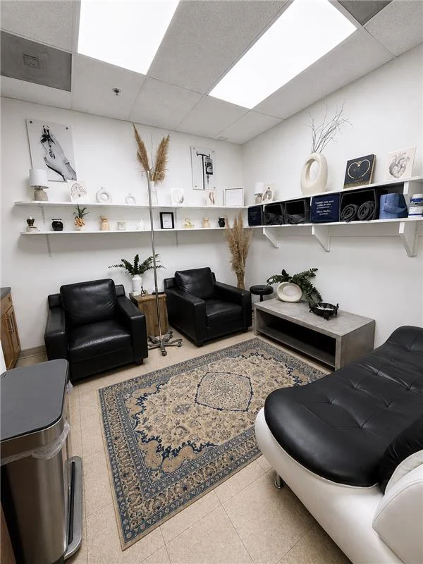 Private treatment room at Clínica Médica Guerrero